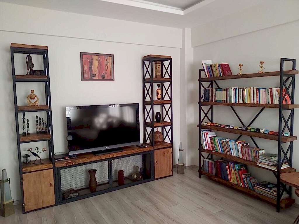 Tv Ünitesi